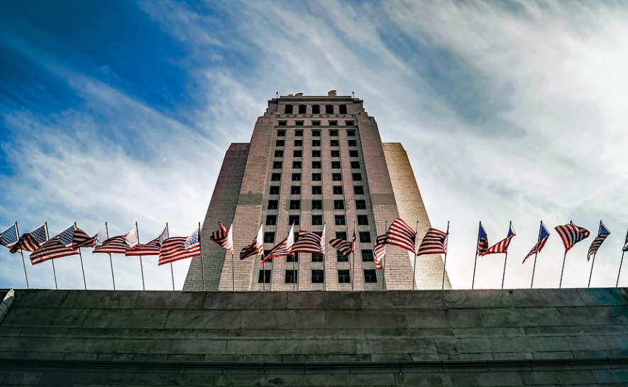 没有美国身份可以注册美国公司吗？